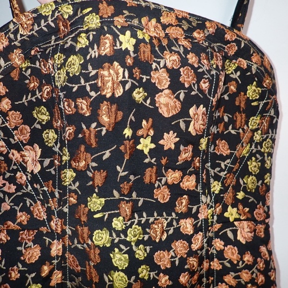 URBAN OUTFITTERS Sleeveless Black Floral Brocade Mini Dress Size XS - Picture 4 of 12